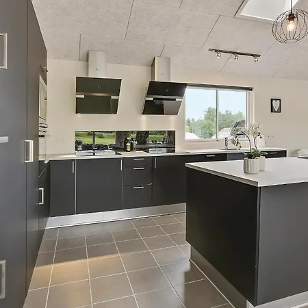 Dom wakacyjny With Fireplace 05 Vejby