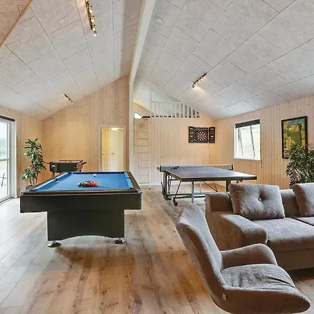 Gorgeous In With Wifi Holiday home