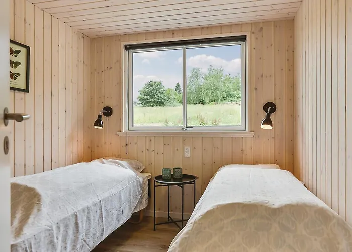 Feriehus With Fireplace 05