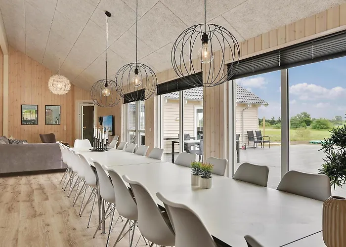 With Fireplace 05 Feriehus *