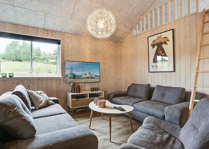 Feriehus With Fireplace 05 Vejby