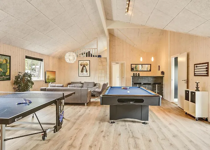 Feriehus With Fireplace 05 *